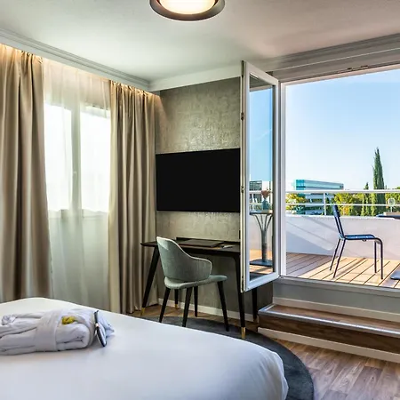 Mercure Toulouse Aeroport Отель 4*