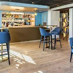 Hotel Mercure Toulouse Aeroport 4*