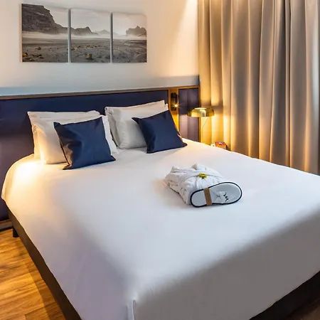 Mercure Toulouse Aeroport בלנאק