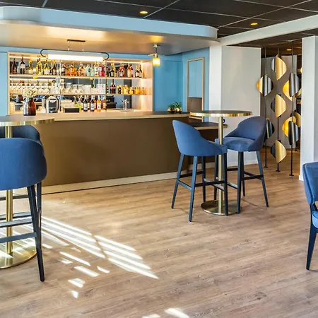 Hotel Mercure Toulouse Aeroport 4*