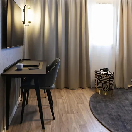 Mercure Toulouse Aeroport Hotel 4*