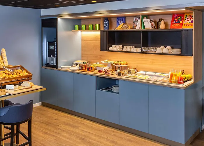 Mercure Toulouse Aeroport Отель Бланьяк